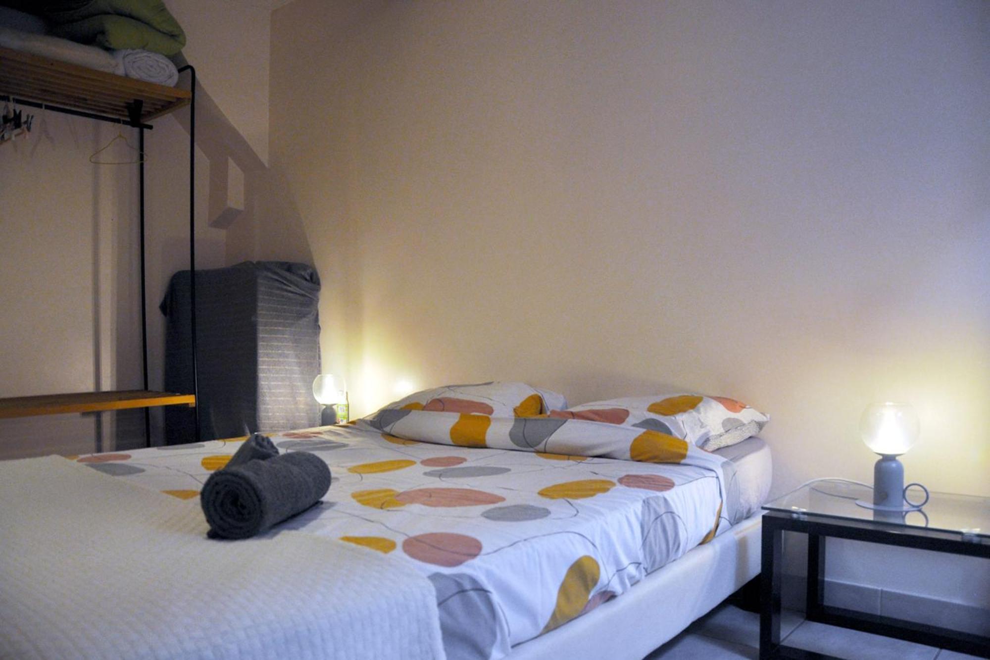Cozy 1-Bedroom Apartment Near Vieux-Port Marseille Exteriör bild